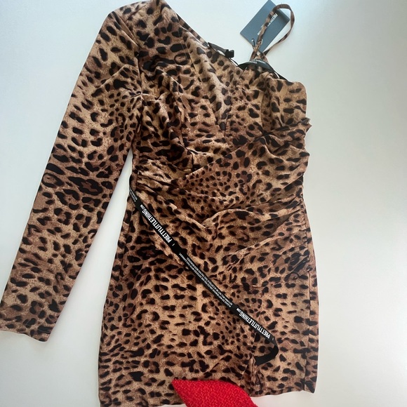 PRETTYLITTLETHING DRESS - Picture 6 of 14